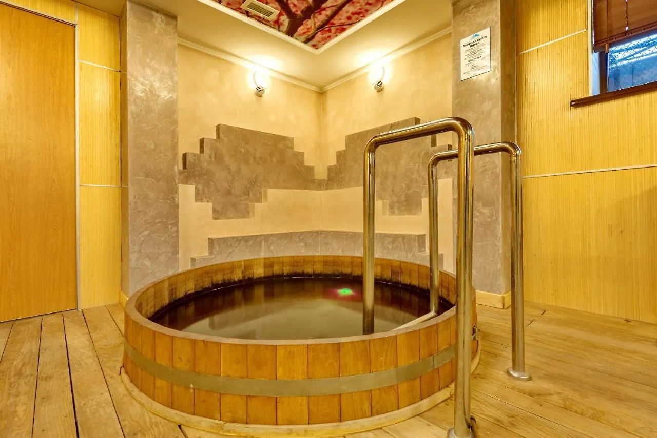 Sky River Club Complex 키예프 아파트호텔